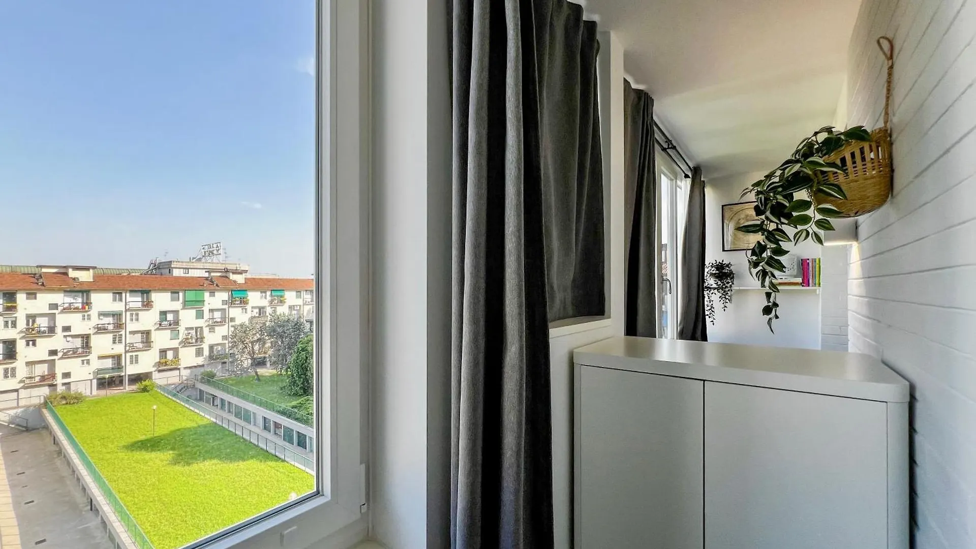 Repetti Suites - Two Adjacent & Independent Apartments 10 Minutes To Milan City Centre & Linate Airport