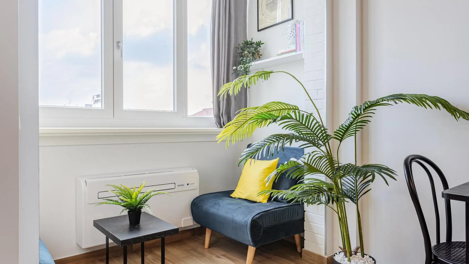 Repetti Suites - Two Adjacent & Independent Apartments 10 Minutes To Milan City Centre & Linate Airport